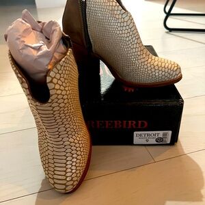 Freebird Detroit booties in white snake.